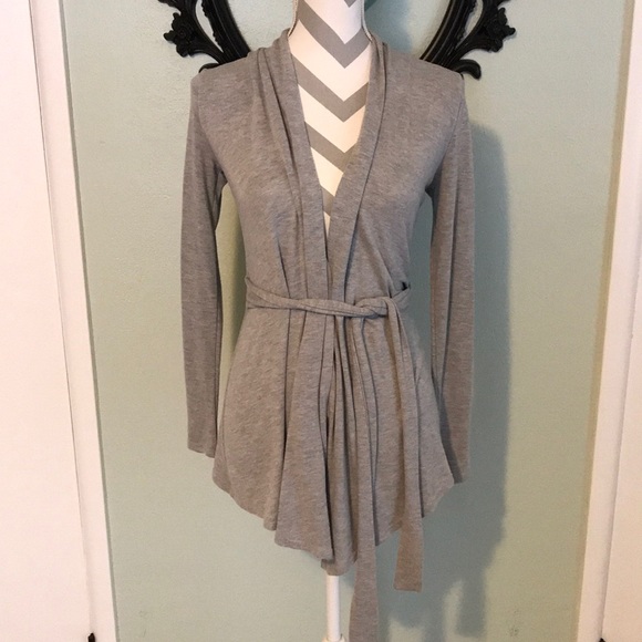 Rue21 Tops - Rue 21 gray wrap cardigan